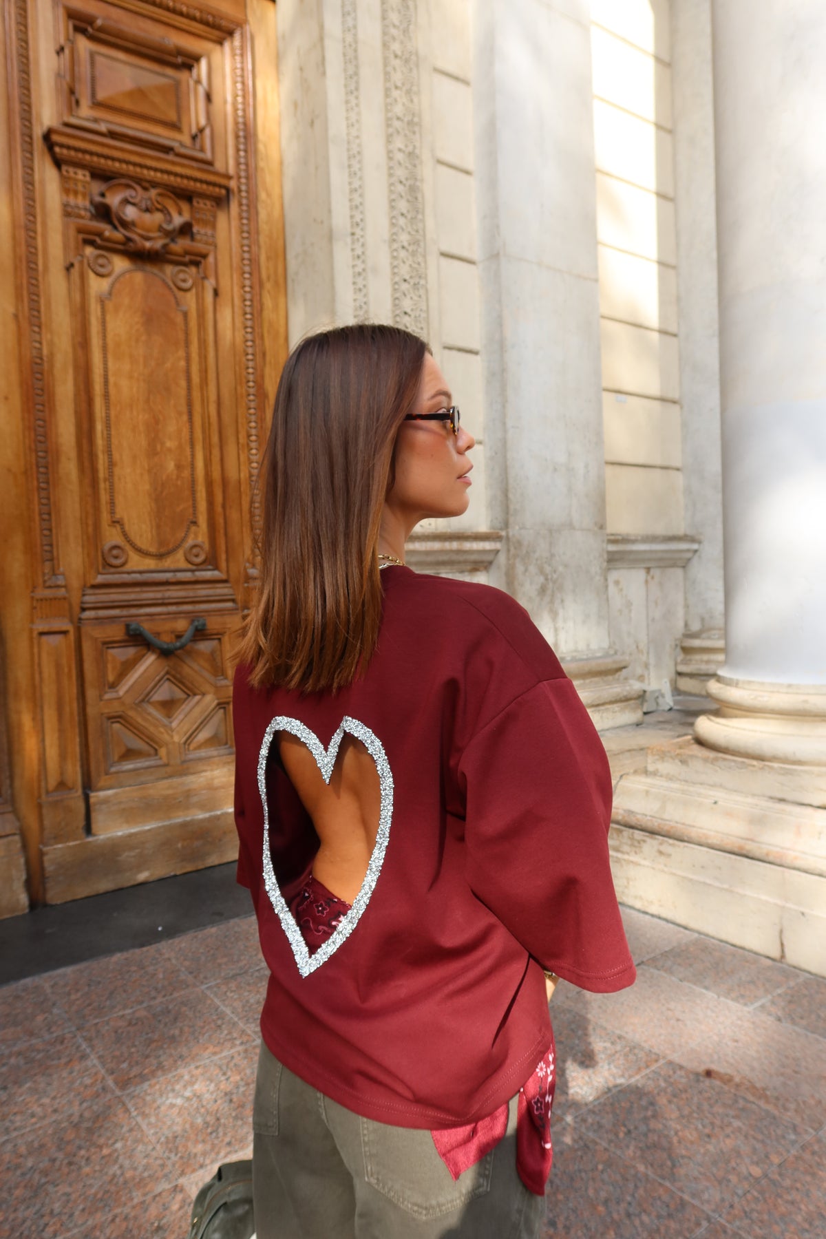 T-shirt oversize dos nu cœur strass femme