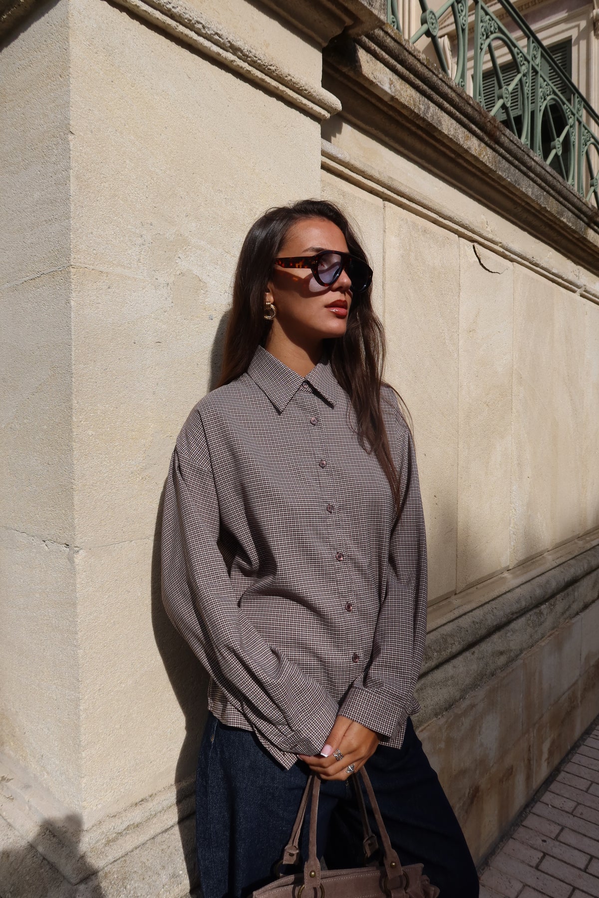 Chemise à petits carreaux dos nu