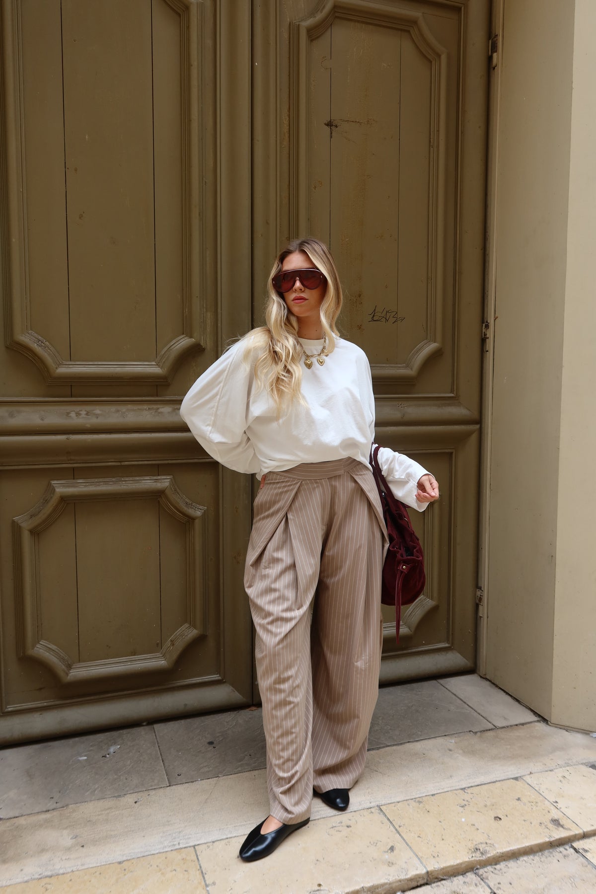 Pantalon pince à rayures