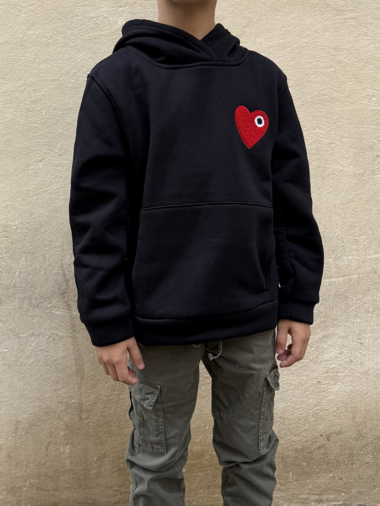 Pull à capuche avec coeur pour enfant - French Retailers Avignon