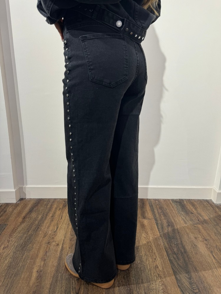 Pantalon en jean noir à clous - French Retailers