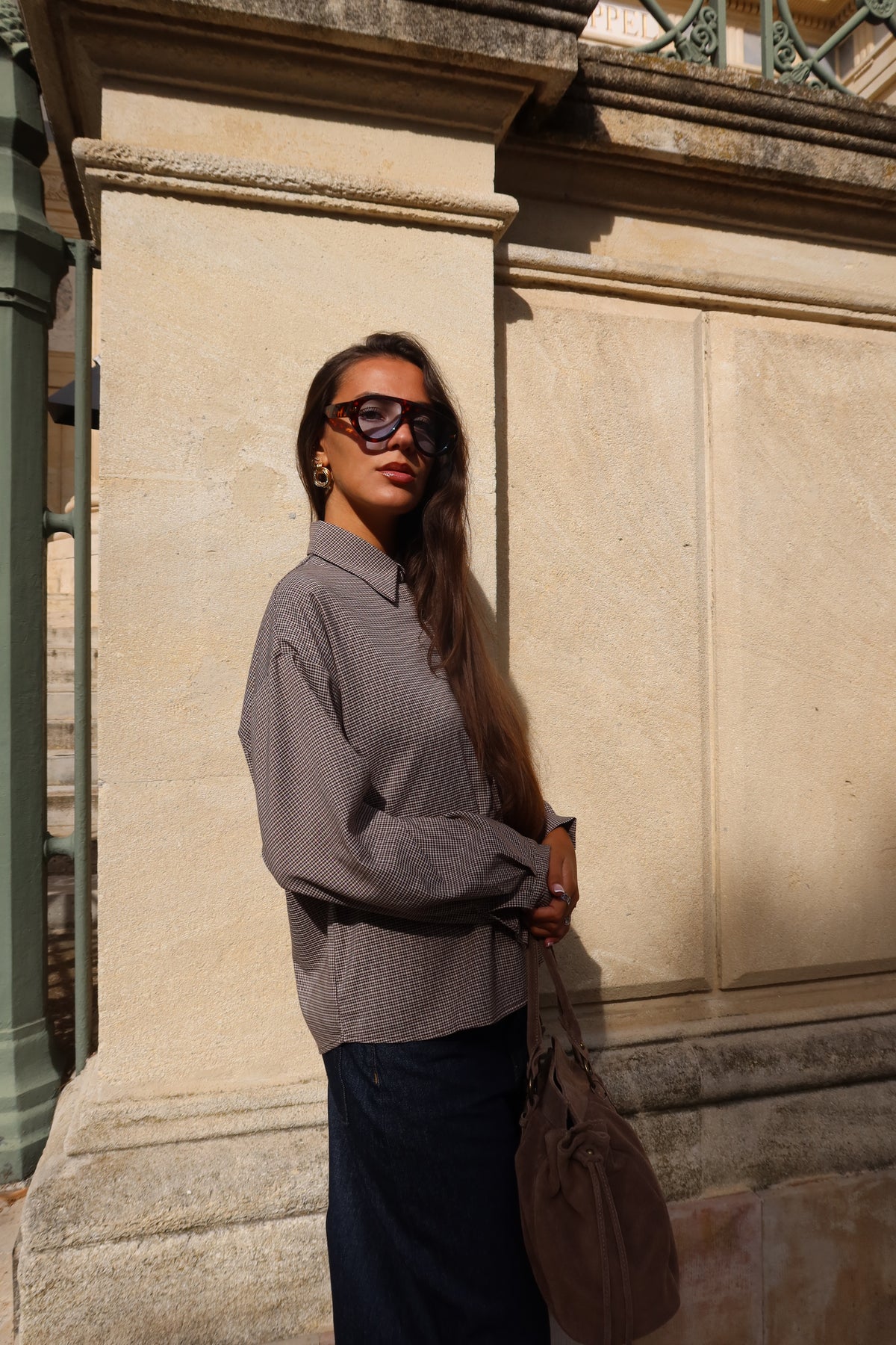 Chemise à petits carreaux dos nu
