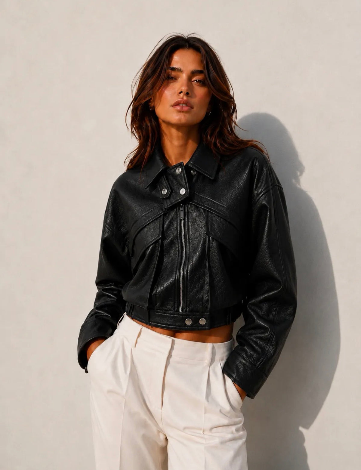 Veste Gio courte effet cuir texturé noir